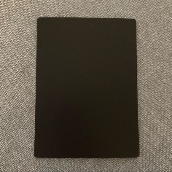 Fourth Wing Rebecca Yarros Magnet - Picture 3 of 3